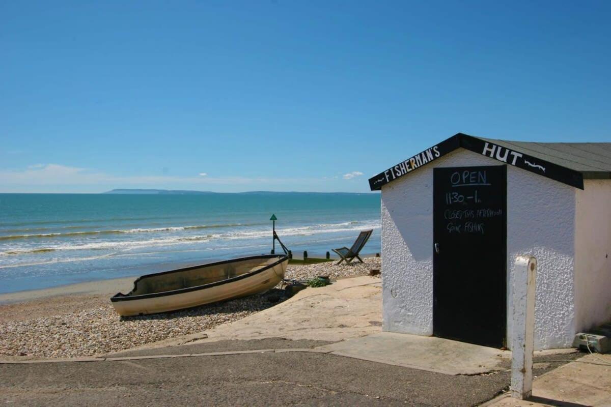Sunny & Modern Near The Beach & Village W Parking East Wittering Bagian luar foto